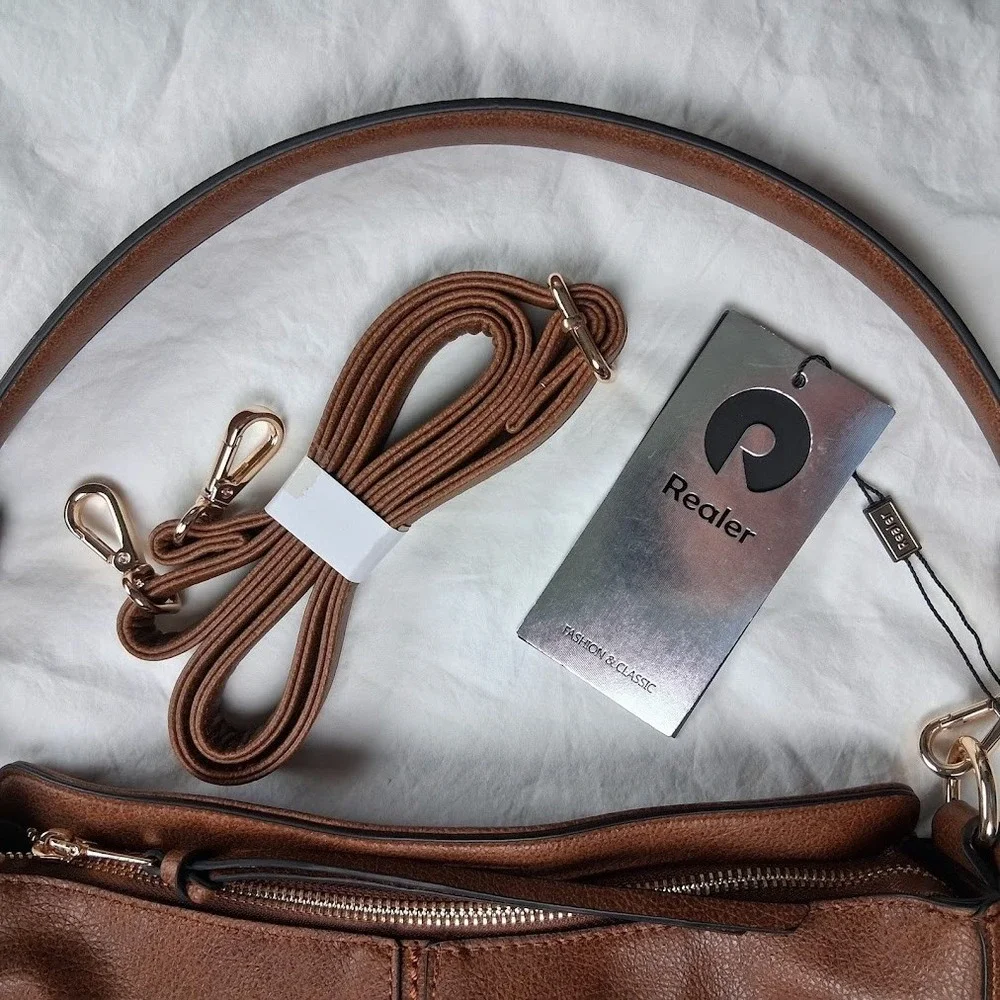 Realer women brown